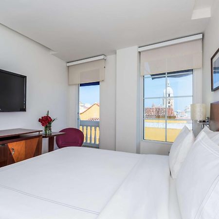 Nh Royal Urban Cartagena Hotel Exterior photo