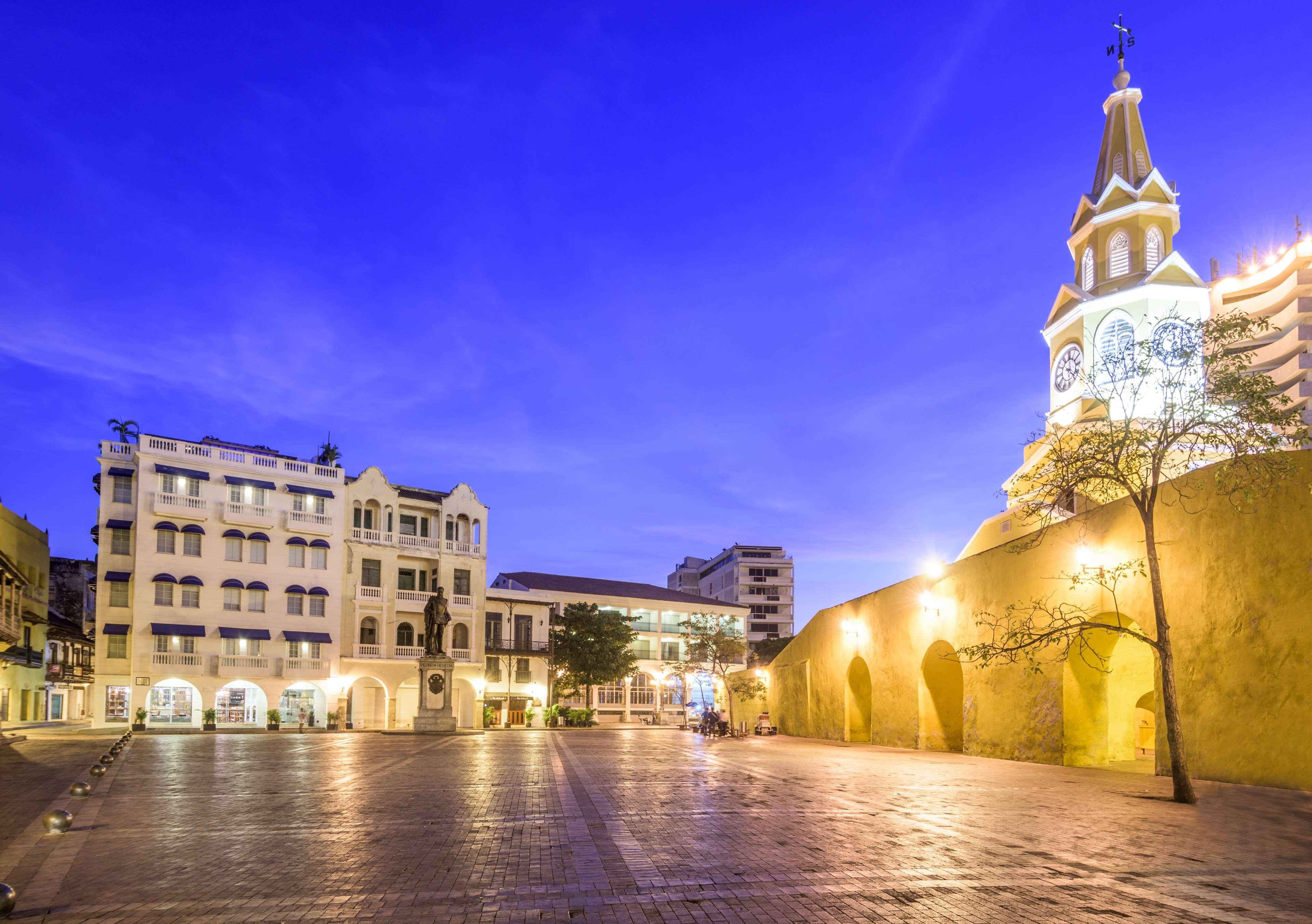 Nh Royal Urban Cartagena Hotel Exterior photo