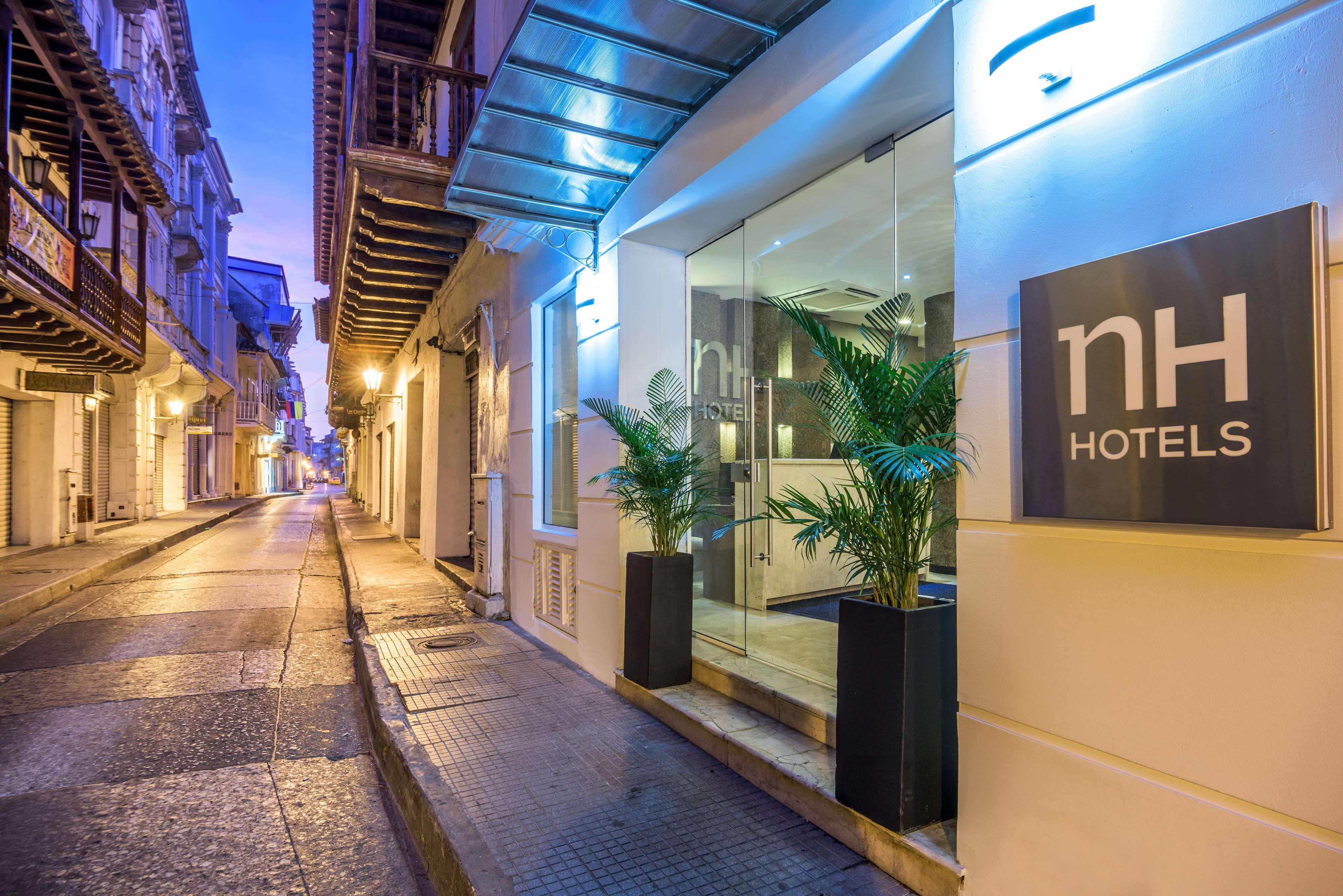 Nh Royal Urban Cartagena Hotel Exterior photo