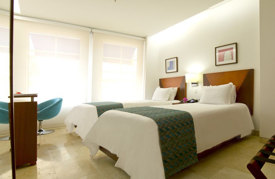 Nh Royal Urban Cartagena Hotel Exterior photo