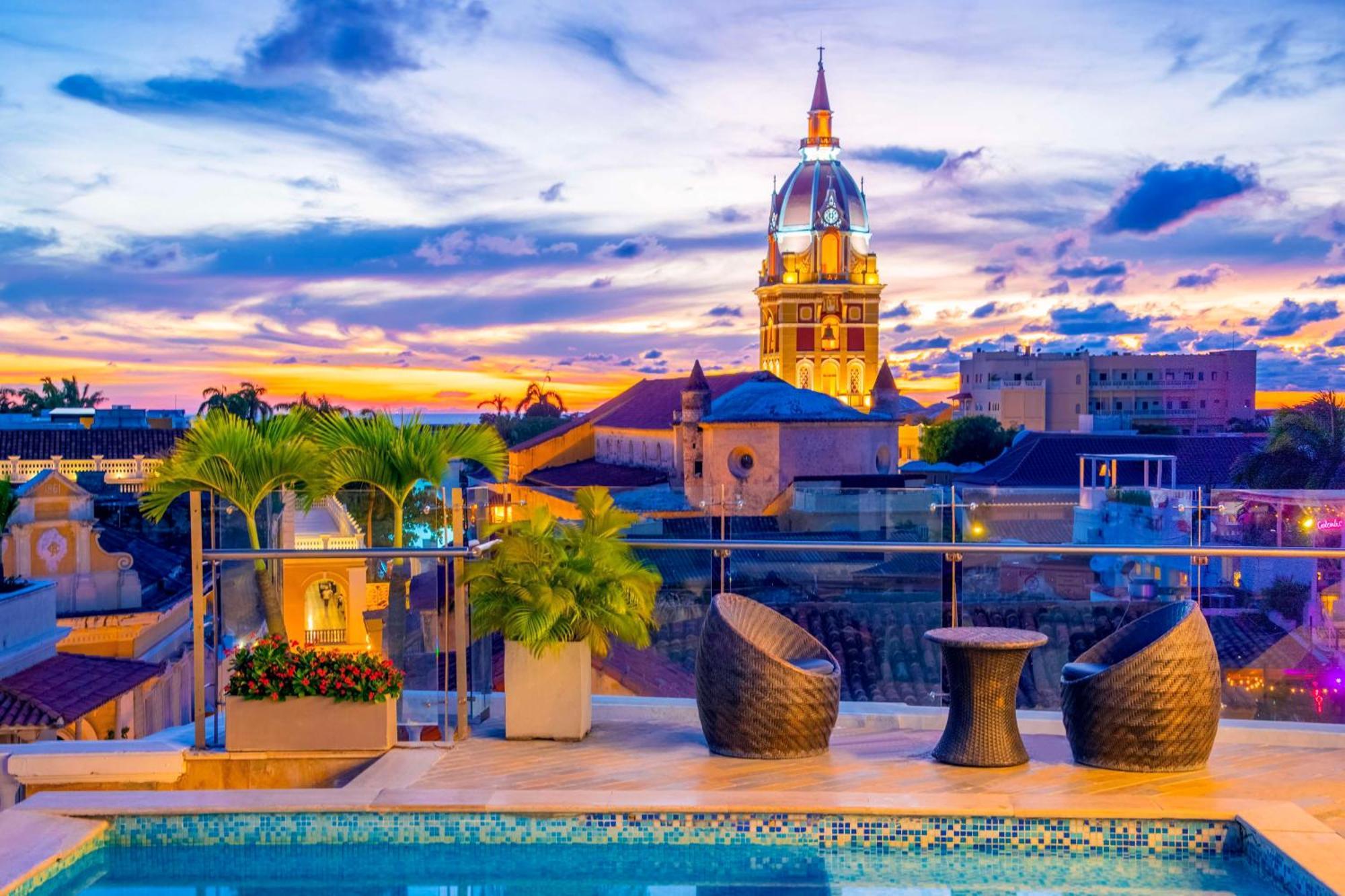 Nh Royal Urban Cartagena Hotel Exterior photo